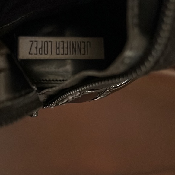 JLO - Picture 10 of 12